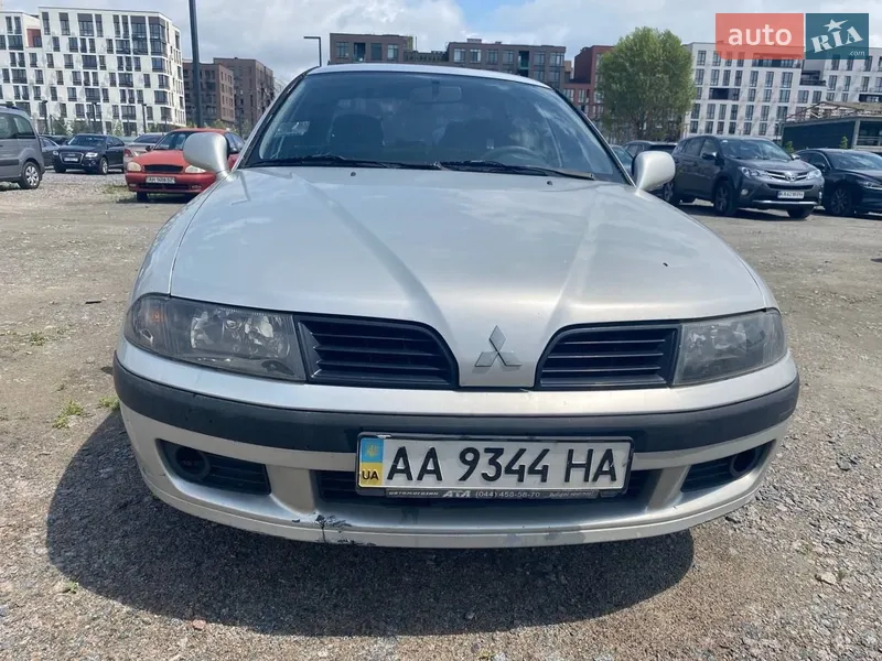 Mitsubishi Carisma 2003