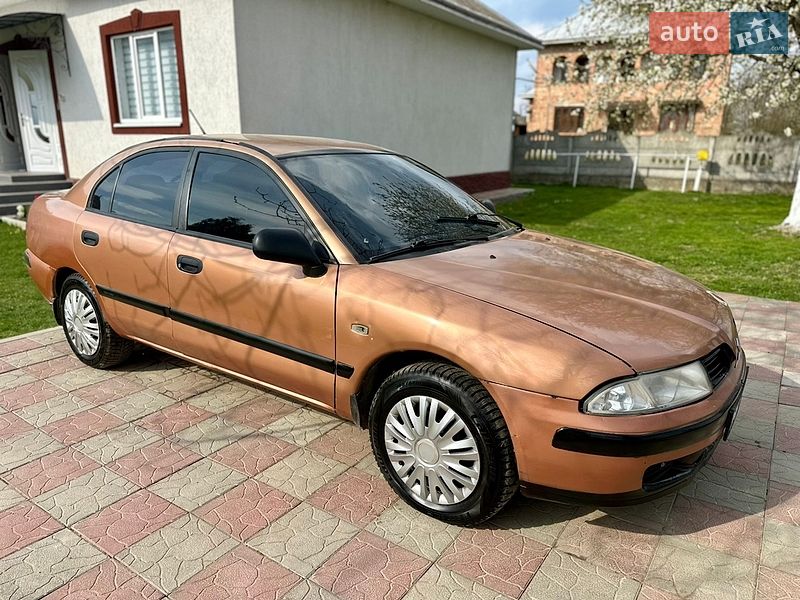 Mitsubishi Carisma 2000