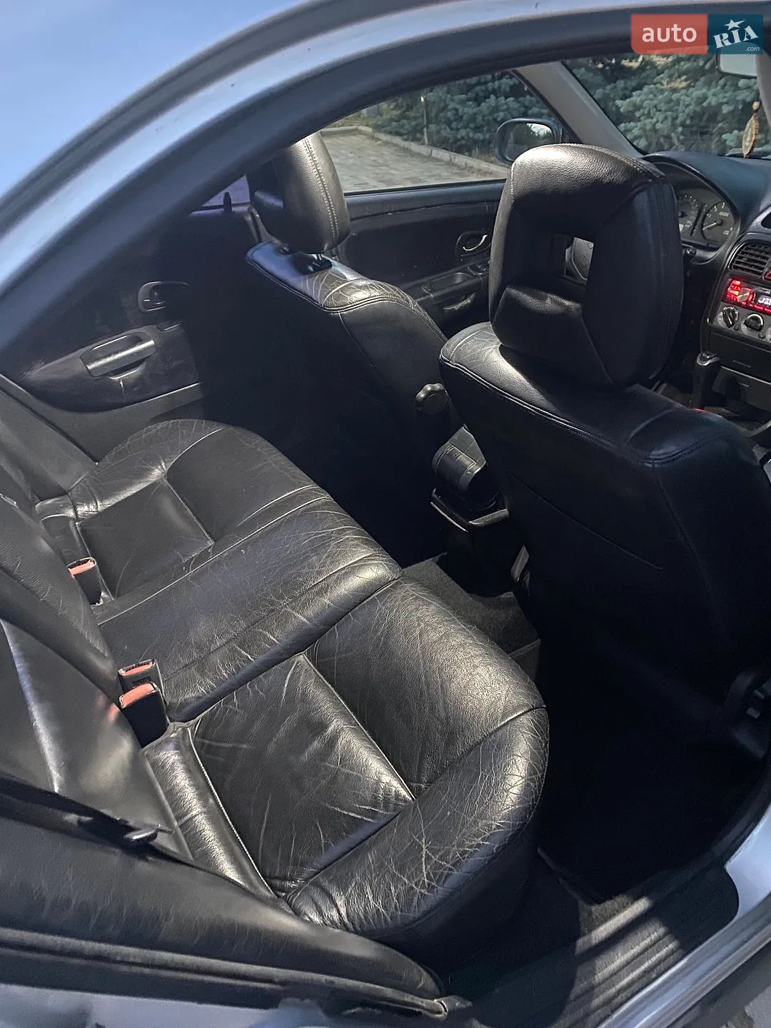 Mitsubishi Carisma 2001 VIN XMCLRDA2A2F000254 фото оголошення 7 з 10