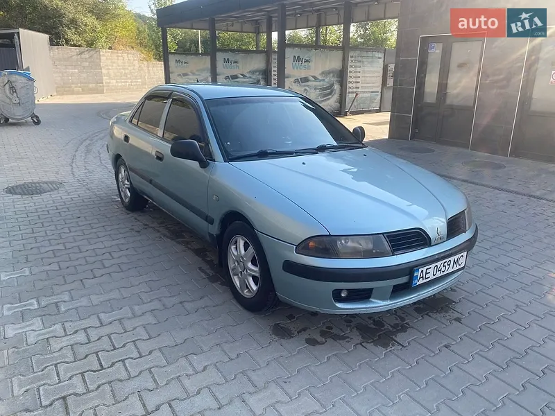 Mitsubishi Carisma 2003