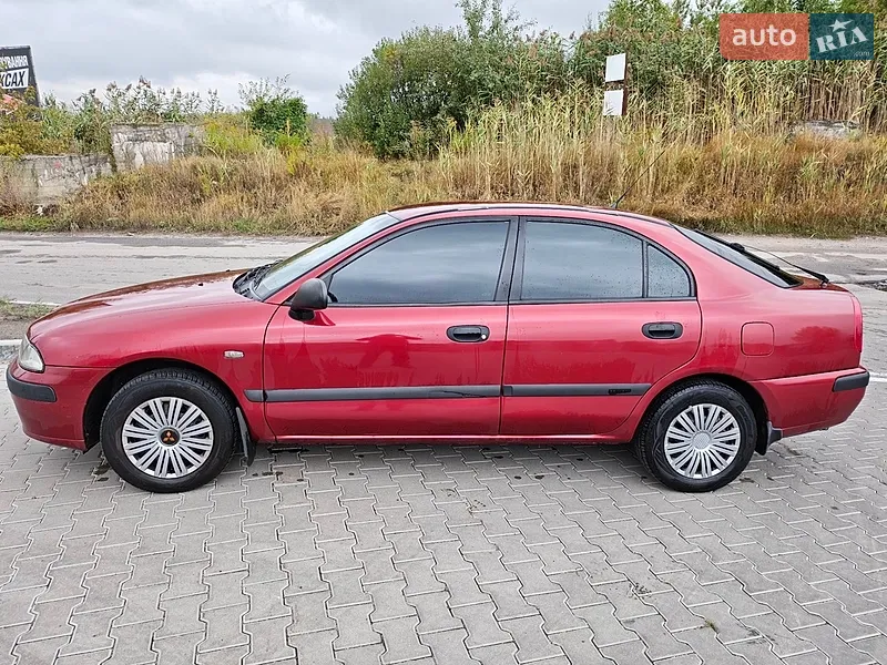Mitsubishi Carisma 2000