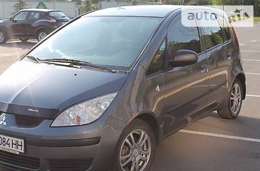 Хэтчбек Mitsubishi Colt 2006 в 