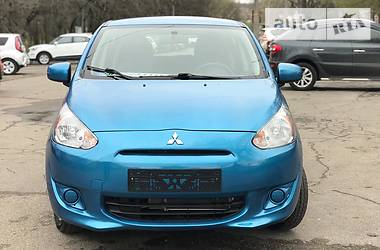 Хэтчбек Mitsubishi Colt 2015 в 