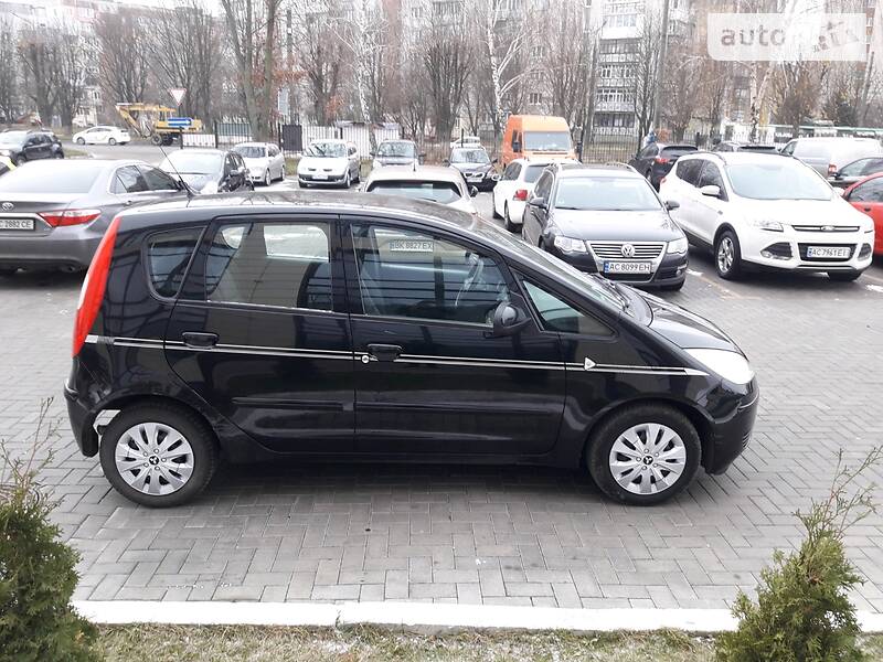 Мінівен Mitsubishi Colt 2006 в Луцьку