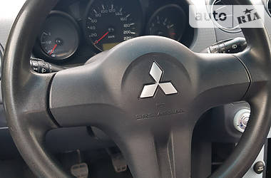 Хетчбек Mitsubishi Colt 2006 в Конотопі