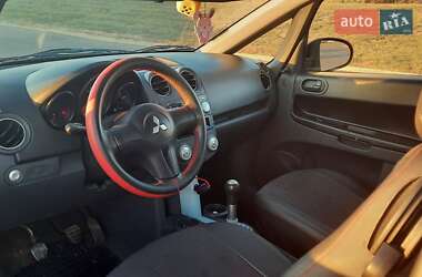 Хэтчбек Mitsubishi Colt 2005 в Ужгороде