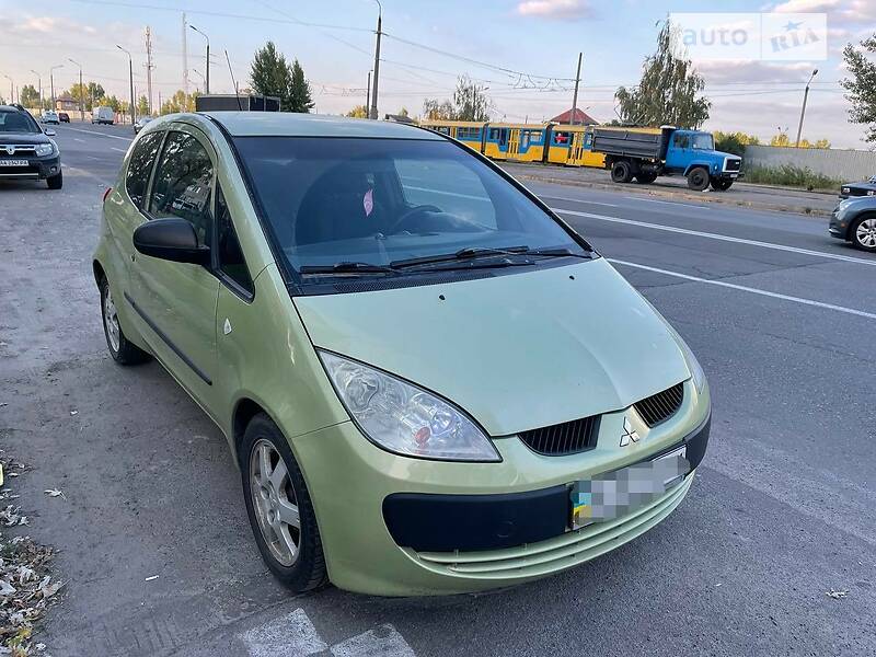 Mitsubishi Colt 2005