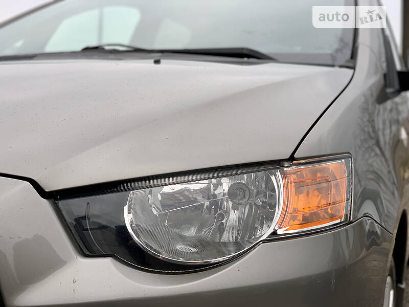 Хэтчбек Mitsubishi Colt 2010 в Тернополе
