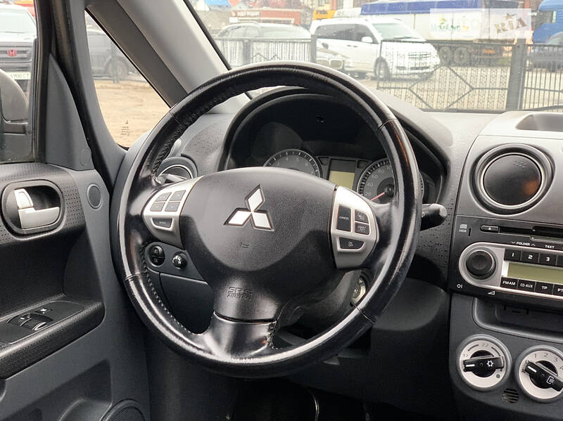 Хэтчбек Mitsubishi Colt 2010 в Тернополе