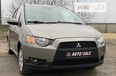 Хэтчбек Mitsubishi Colt 2010 в 