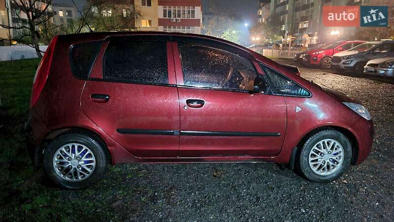 Хетчбек Mitsubishi Colt 2007 в Ужгороді