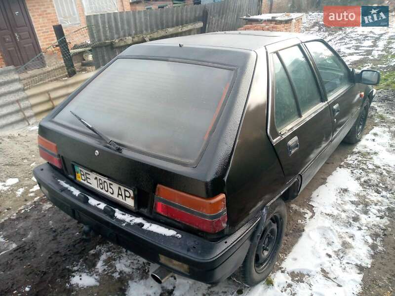 Хэтчбек Mitsubishi Colt 1987 в Пирятине
