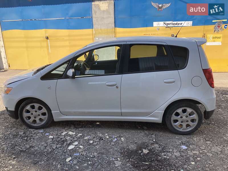Хетчбек Mitsubishi Colt 2010 в Кам'янець-Подільському
