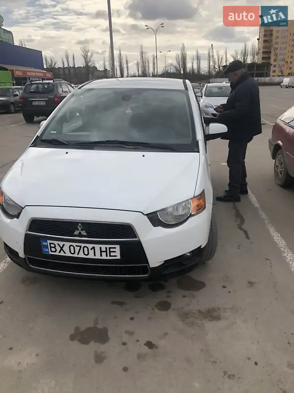 Mitsubishi Colt 2010