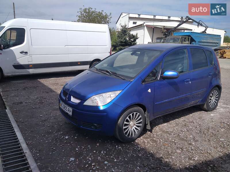 Хэтчбек Mitsubishi Colt 2006 в Любомле