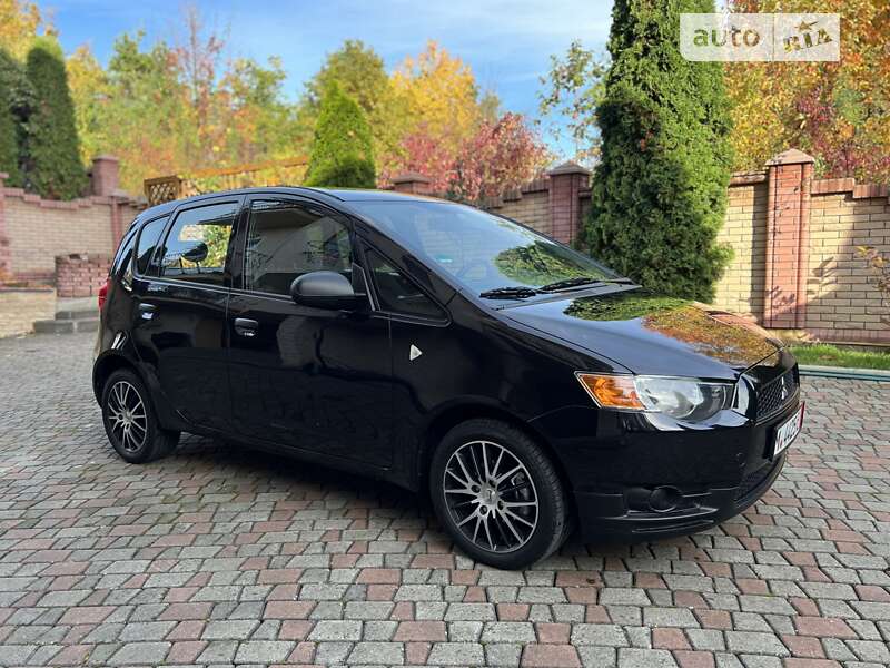 Хетчбек Mitsubishi Colt 2009 в Чернівцях