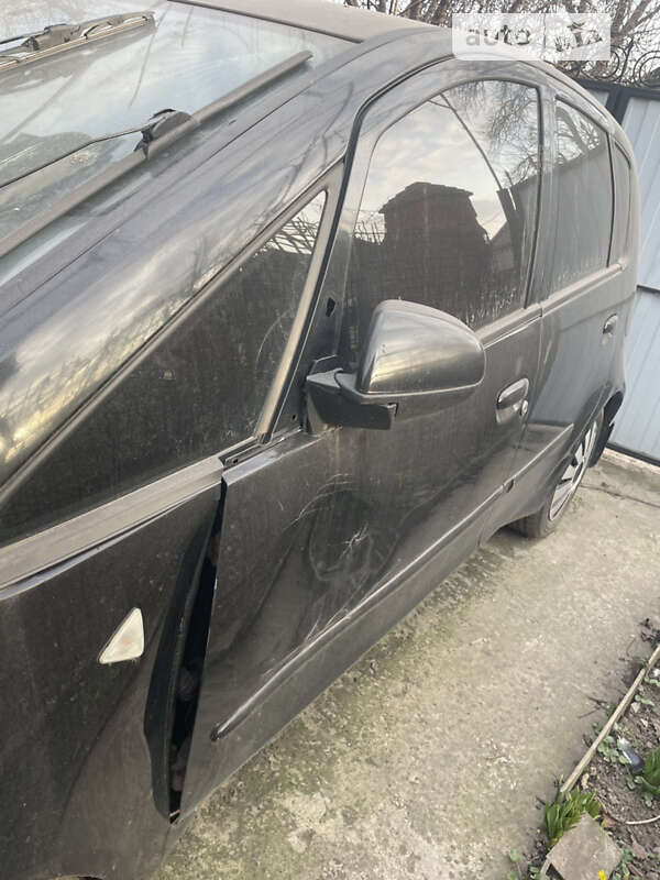 Хэтчбек Mitsubishi Colt 2006 в Запорожье