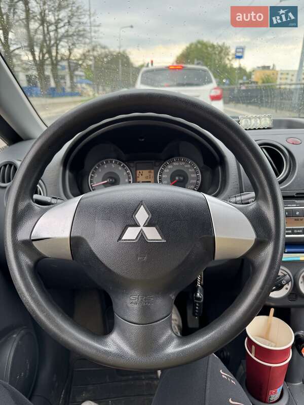 Хетчбек Mitsubishi Colt 2009 в Києві