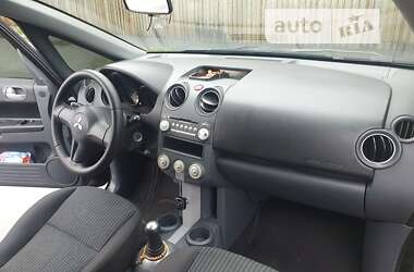 Хэтчбек Mitsubishi Colt 2008 в Киеве