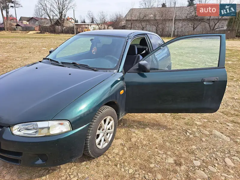 Mitsubishi Colt 1998