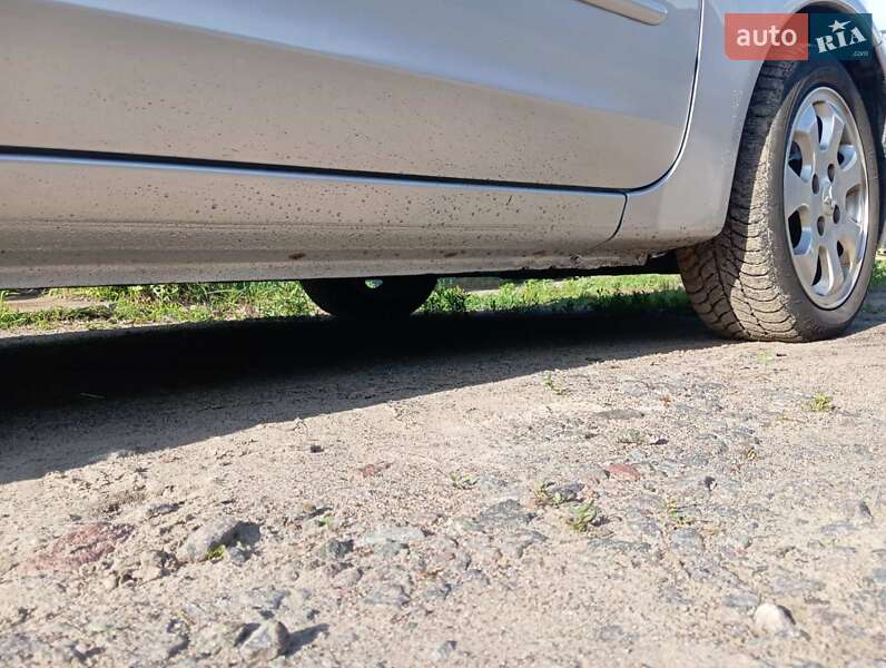 Хэтчбек Mitsubishi Colt 2005 в Чернигове