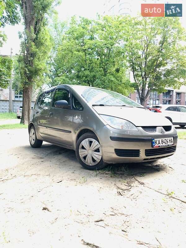 Хэтчбек Mitsubishi Colt 2008 в Киеве