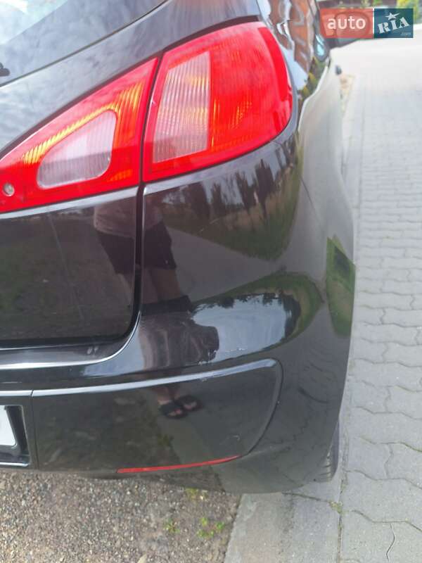 Хетчбек Mitsubishi Colt 2005 в Стрию