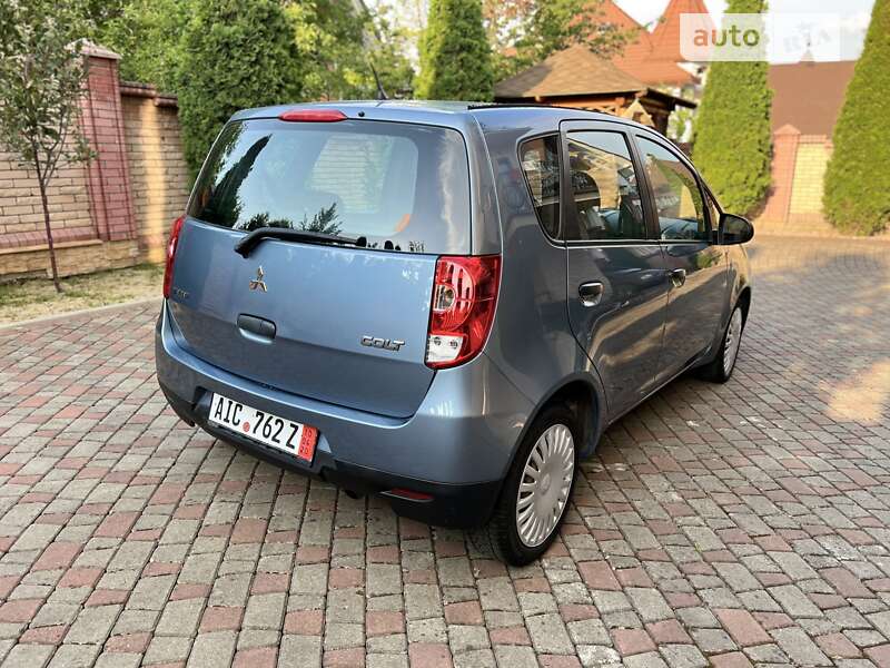 Хэтчбек Mitsubishi Colt 2009 в Черновцах