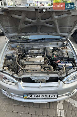 Хэтчбек Mitsubishi Colt 2002 в 