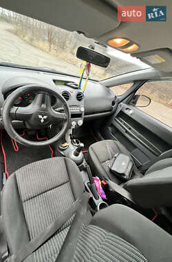 Хэтчбек Mitsubishi Colt 2008 в 