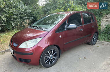 Хэтчбек Mitsubishi Colt 2006 в 