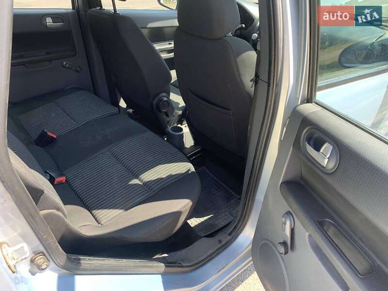 Хетчбек Mitsubishi Colt 2008 в Білогородці фото 9 Хетчбек Mitsubishi Colt 2008 в Білогородці