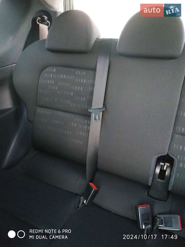 Хетчбек Mitsubishi Colt 2007 в Рівному фото 26 Хетчбек Mitsubishi Colt 2007 в Рівному