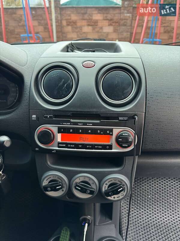 Хэтчбек Mitsubishi Colt 2011 в Ровно