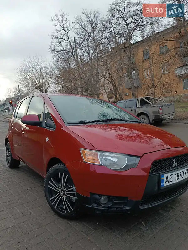 Хэтчбек Mitsubishi Colt 2009 в 