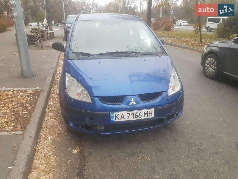 Хэтчбек Mitsubishi Colt 2008 в Киеве