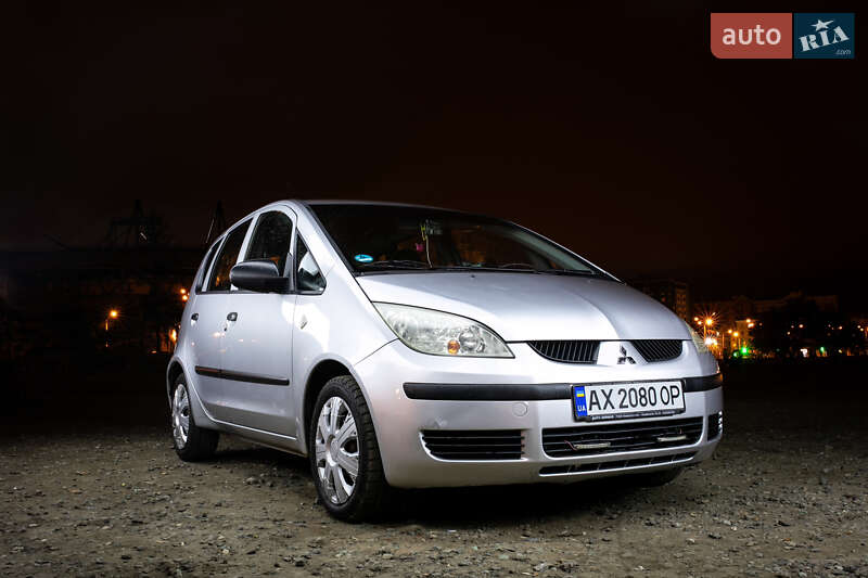 Хэтчбек Mitsubishi Colt 2004 в Харькове