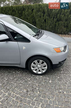 Хетчбек Mitsubishi Colt 2011 в Дніпрі