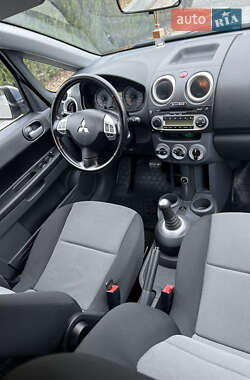 Хетчбек Mitsubishi Colt 2011 в Дніпрі