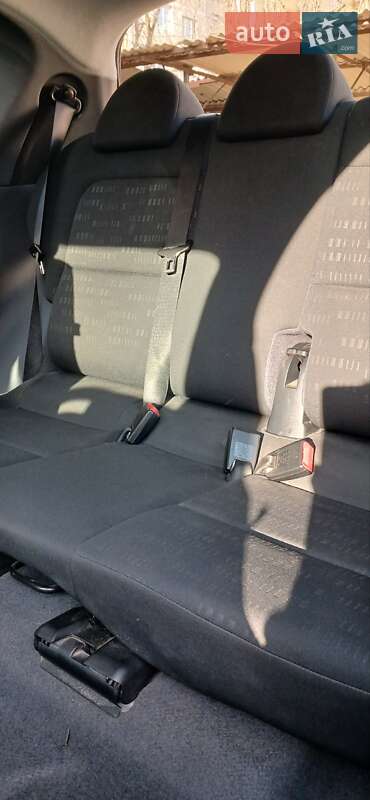 Хэтчбек Mitsubishi Colt 2007 в Одессе фото 9 Хэтчбек Mitsubishi Colt 2007 в Одессе