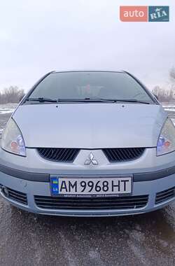 Хэтчбек Mitsubishi Colt 2005 в 