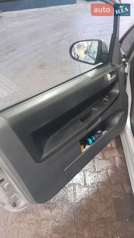 Хетчбек Mitsubishi Colt 2006 в Полтаві