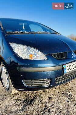 Хэтчбек Mitsubishi Colt 2004 в 