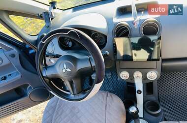 Хэтчбек Mitsubishi Colt 2004 в 