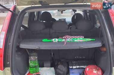Хэтчбек Mitsubishi Colt 2005 в 