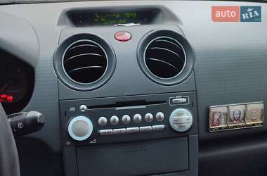 Хэтчбек Mitsubishi Colt 2005 в 
