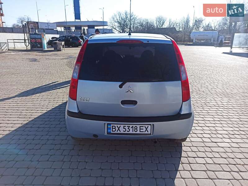 Хэтчбек Mitsubishi Colt 2005 в Староконстантинове