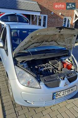 Хэтчбек Mitsubishi Colt 2007 в 