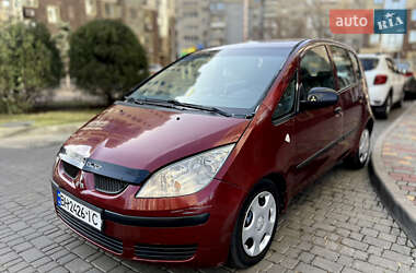 Хэтчбек Mitsubishi Colt 2005 в 