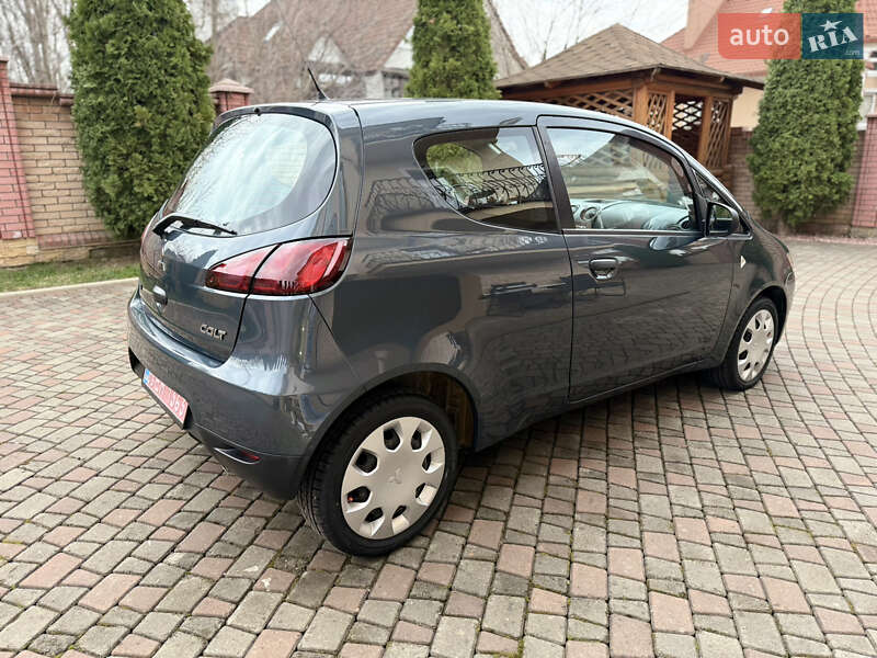 Хэтчбек Mitsubishi Colt 2009 в Черновцах